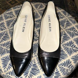 Anne Klein black leather wedge sz 11 VGUC 4